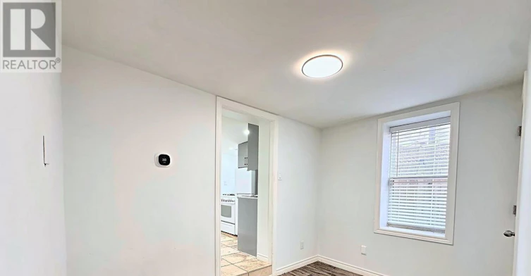 2-444 Westmount Avenue, Toronto, ON, M6E 3N5 - 5
