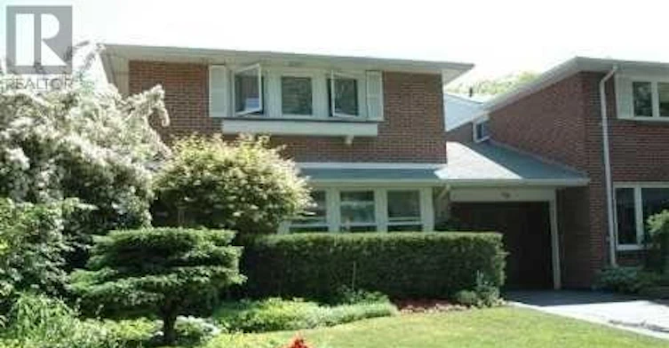 68 Carondale Crescent, Toronto, ON, M1W 2B1