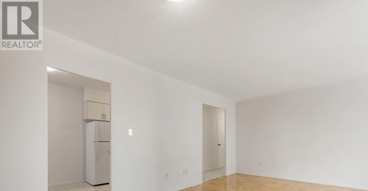 801-1385 Midland Avenue, Toronto, ON, M1P 3B8 - 7