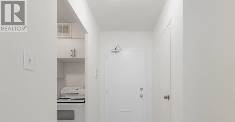 801-1385 Midland Avenue, Toronto, ON, M1P 3B8 - 14