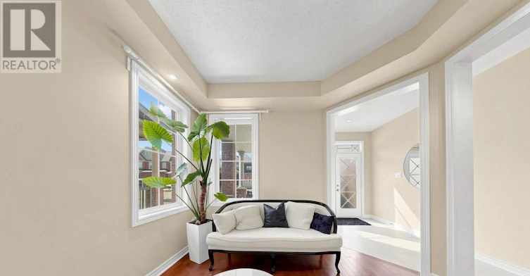 44 Dame Gruev Drive, Markham, ON, L6E 0M4 - 4