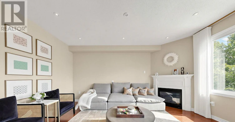 44 Dame Gruev Drive, Markham, ON, L6E 0M4 - 9