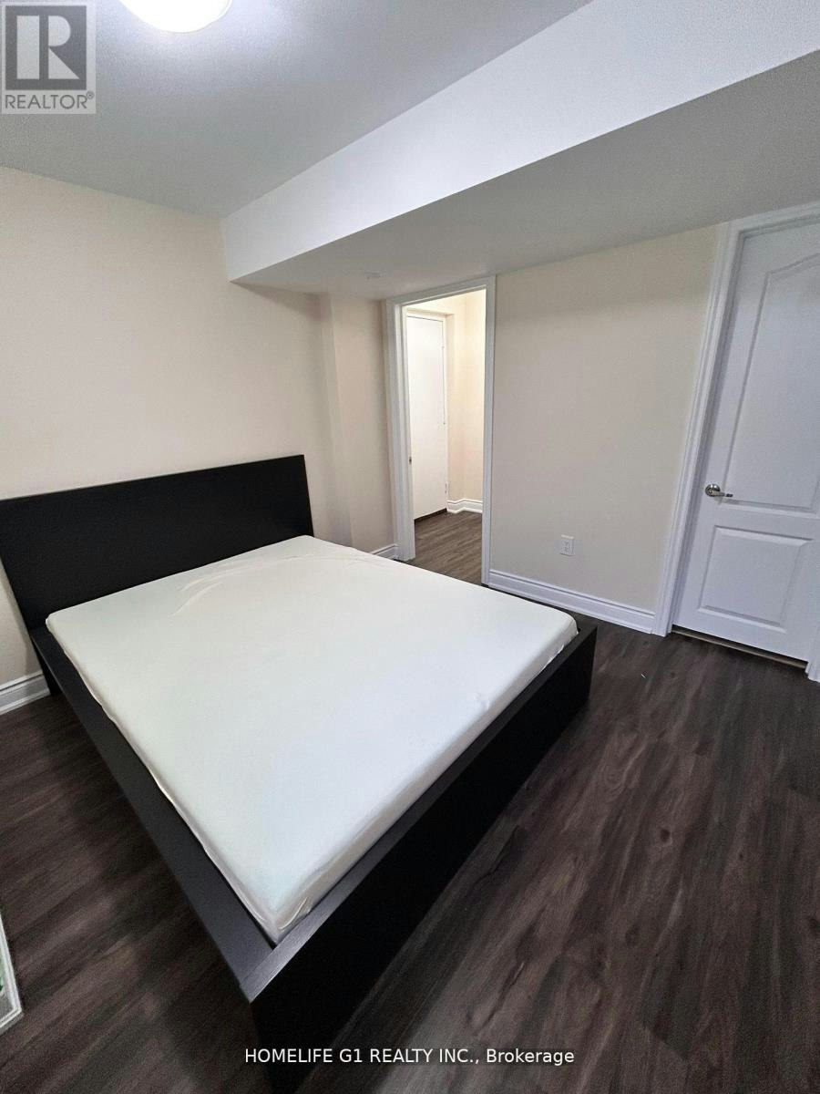 45 Dame Gruev Drive, Markham, ON, L6E 0M4 - 6