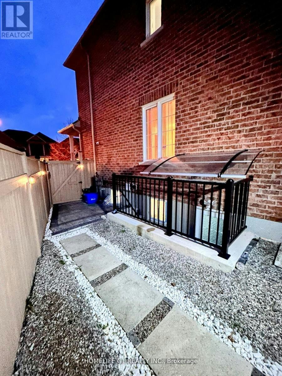 45 Dame Gruev Drive, Markham, ON, L6E 0M4 - 12