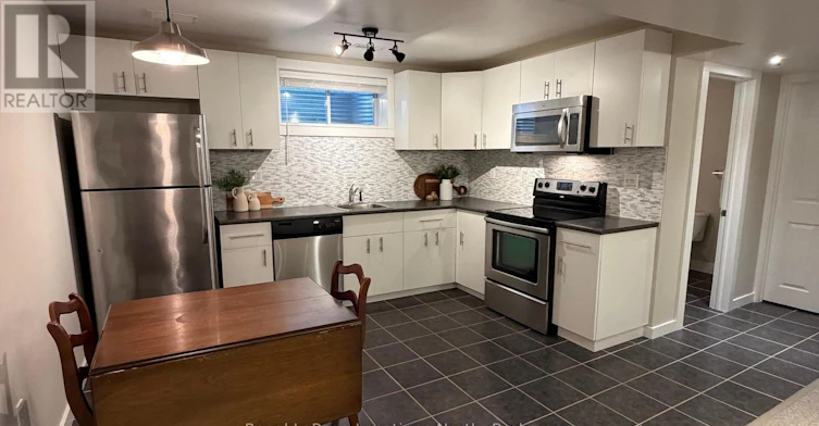 LOWER-37 Davis Street, Collingwood, ON, L9Y 0E2 - 4