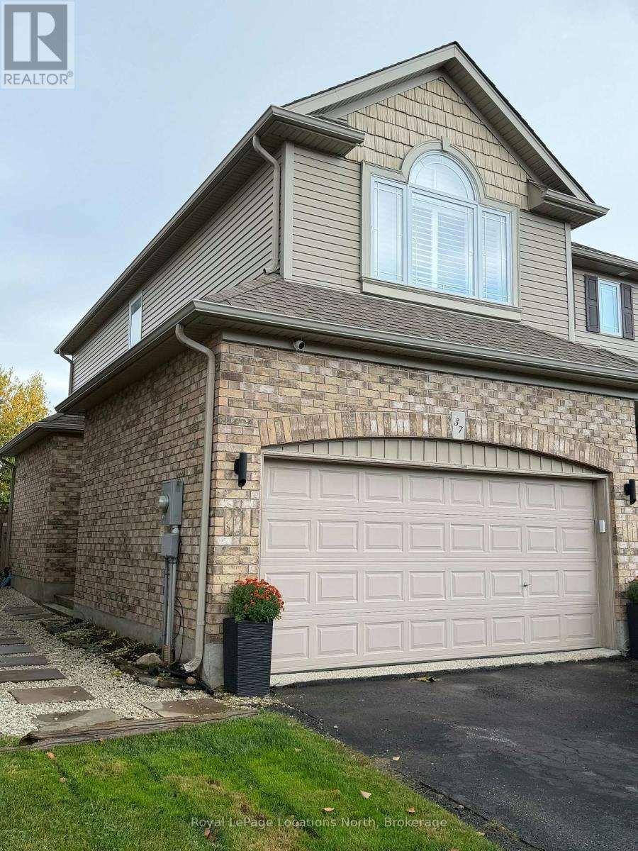 LOWER-37 Davis Street, Collingwood, ON, L9Y 0E2