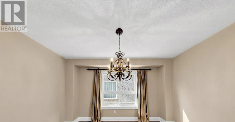 5708 Wells Place Drive, Mississauga, ON, L5M 5T6 - 8
