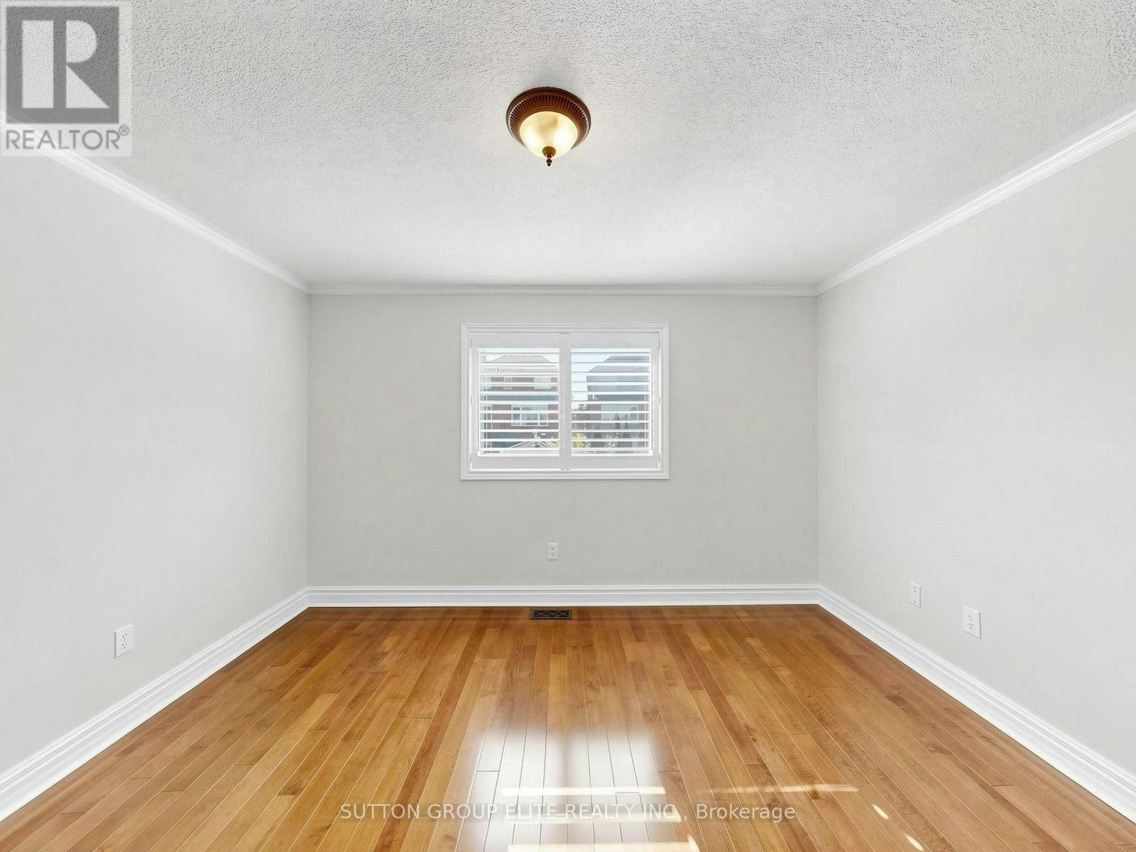 5708 Wells Place Drive, Mississauga, ON, L5M 5T6 - 30