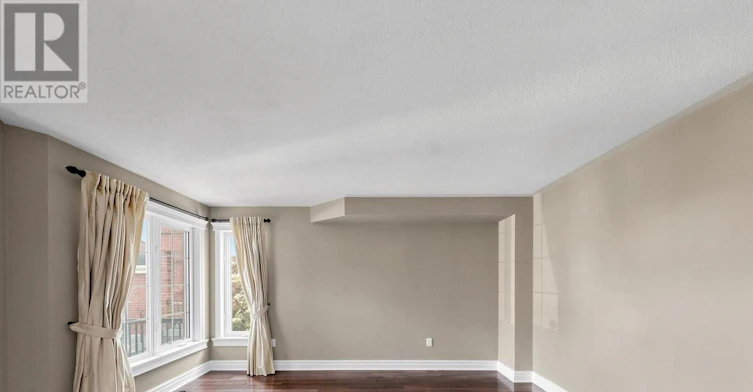 5708 Wells Place Drive, Mississauga, ON, L5M 5T6 - 6