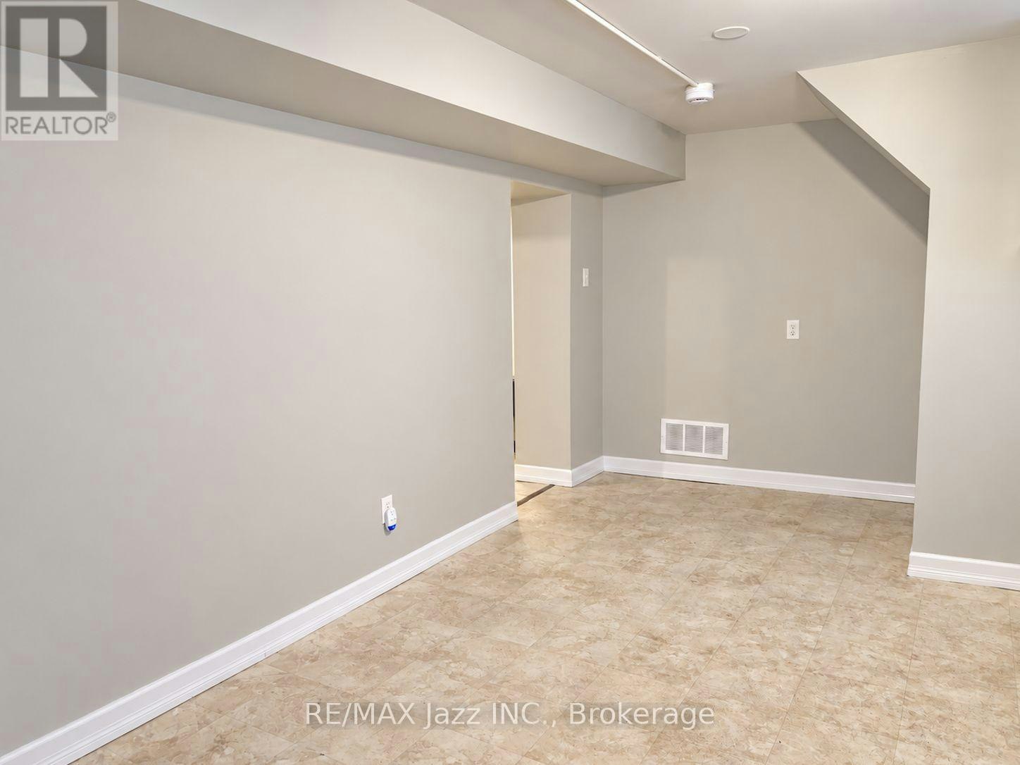 BSMT-661 Taylor Avenue, Oshawa, ON, L1H 2E9 - 4