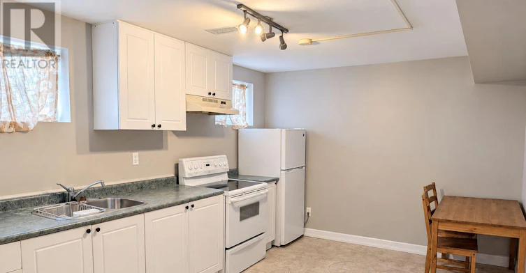 BSMT-661 Taylor Avenue, Oshawa, ON, L1H 2E9 - 2