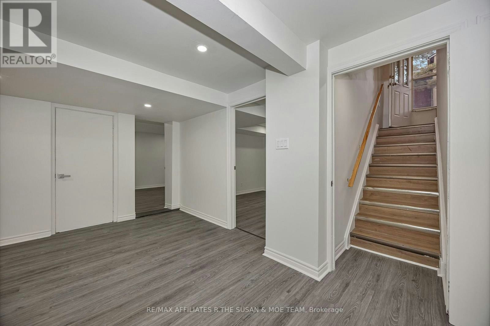 2131 Neepawa Avenue, Ottawa, ON, K2A 3L8 - 6