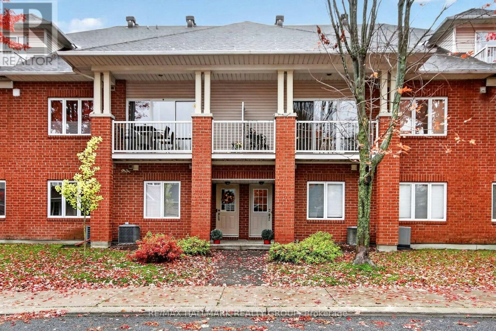 36-10 Daybreak Street, Ottawa, ON, K2G 6T9
