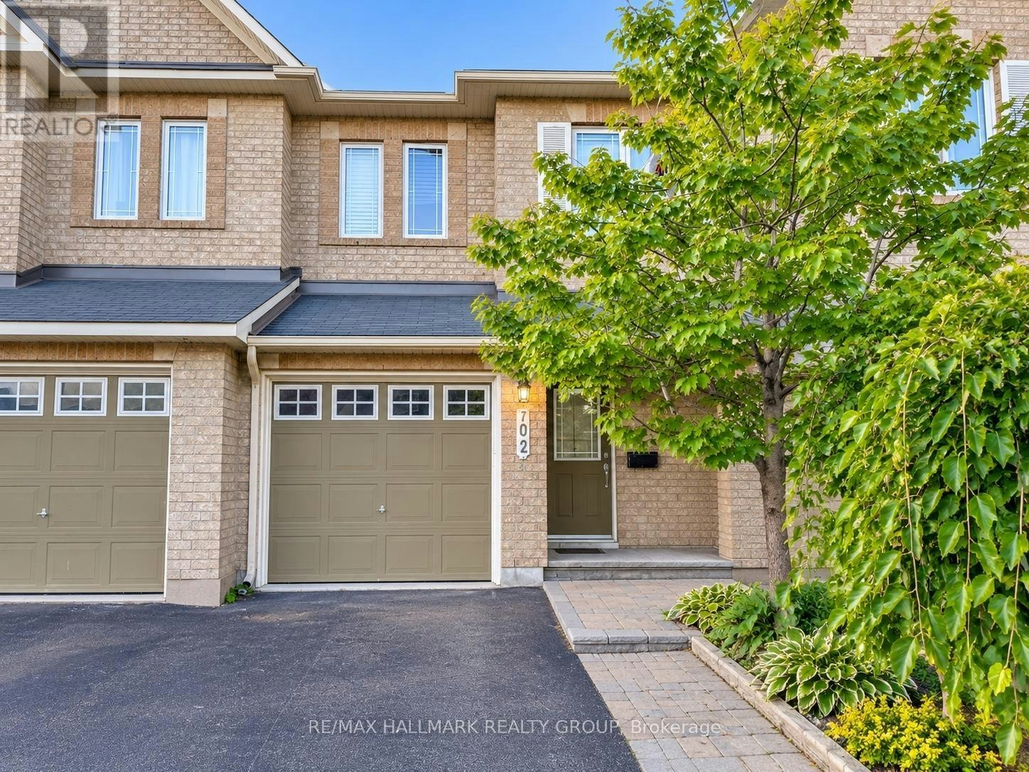 702 Whaley Ridge, Ottawa, ON, K4A 0P9