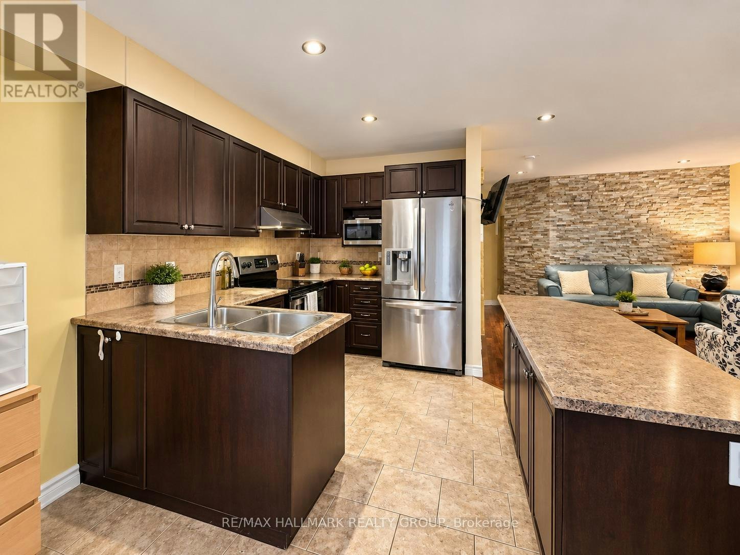 702 Whaley Ridge, Ottawa, ON, K4A 0P9 - 9