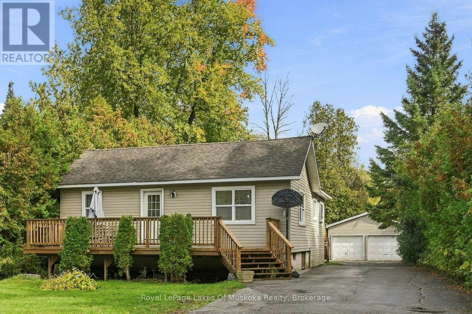 5 Della Street, Georgina, ON, L0E 1R0