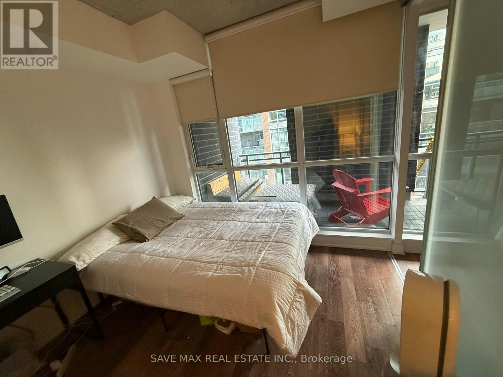 404-20 Minowan Miikan Lane, Toronto, ON, M6J 0E5 - 3