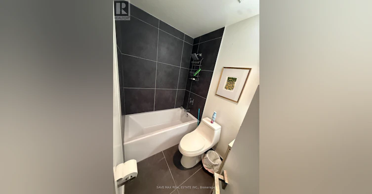 404-20 Minowan Miikan Lane, Toronto, ON, M6J 0E5 - 6