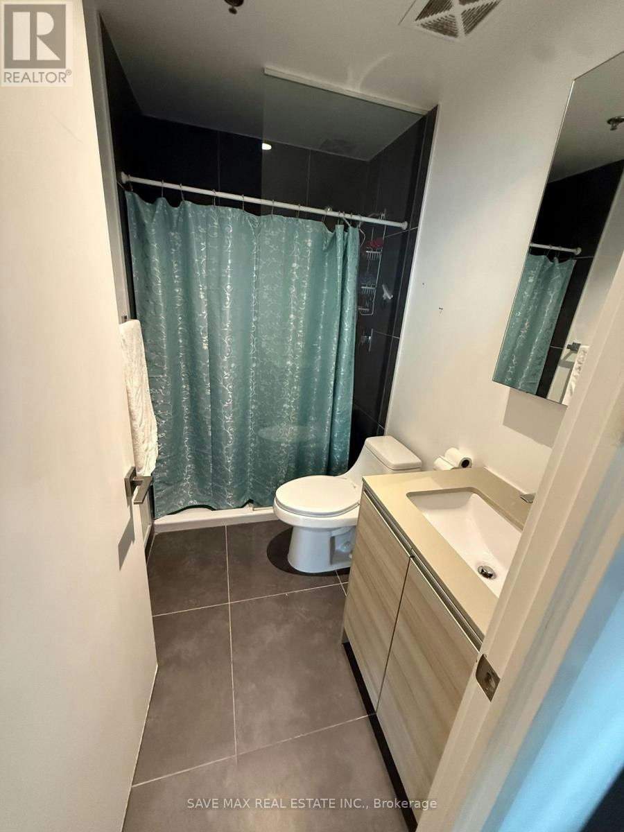 404-20 Minowan Miikan Lane, Toronto, ON, M6J 0E5 - 4
