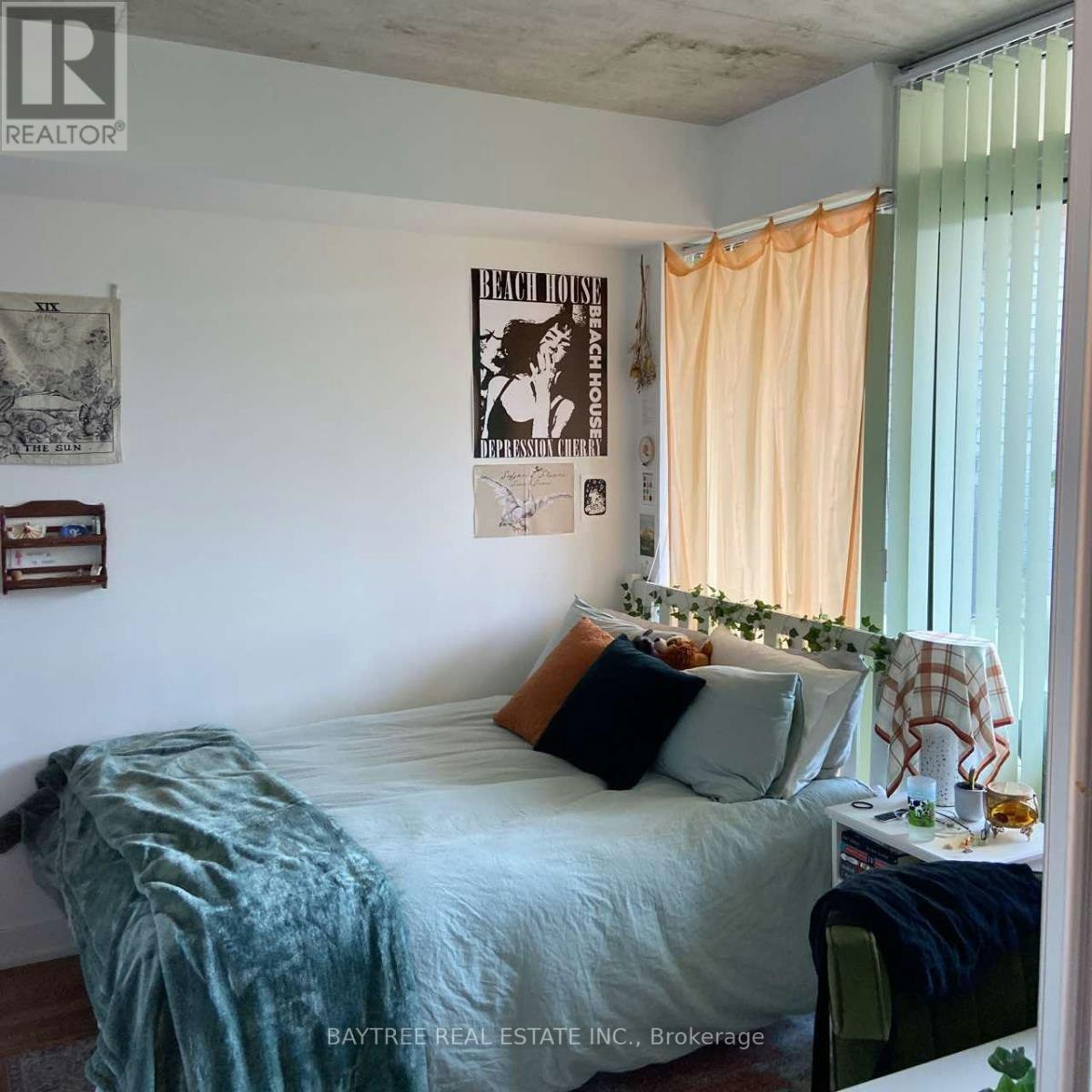 635-20 Minowan Miikan Avenue, Toronto, ON, M6J 1M3 - 6