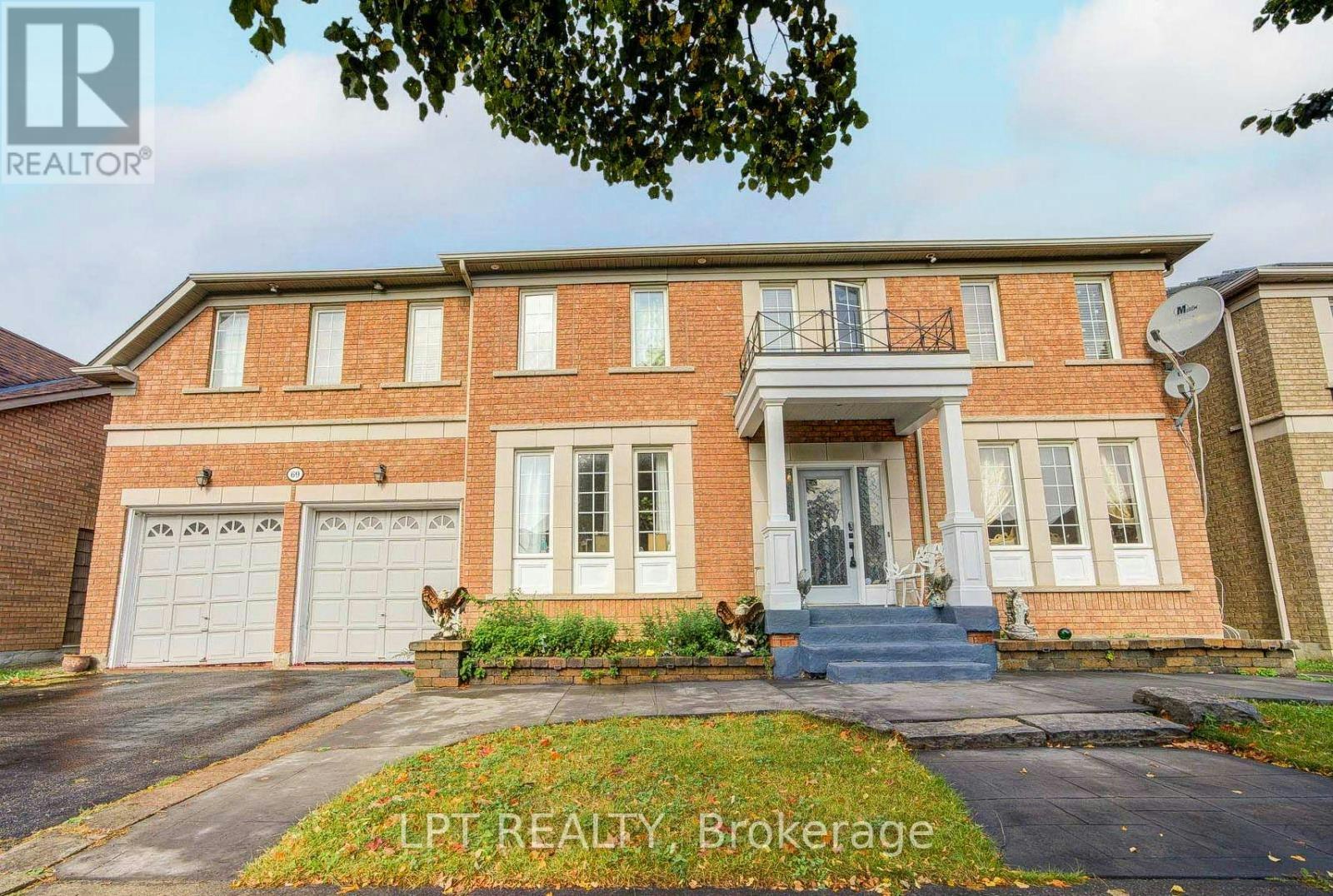 69 Westacott Crescent, Ajax, ON, L1T 4H8