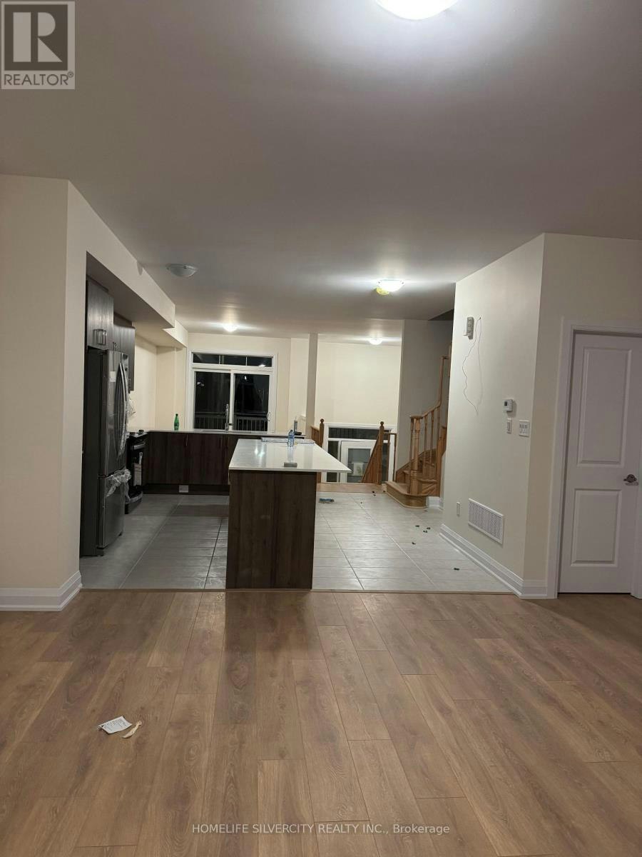 125 Seguin Street, Richmond Hill, ON, L4E 1H8 - 3
