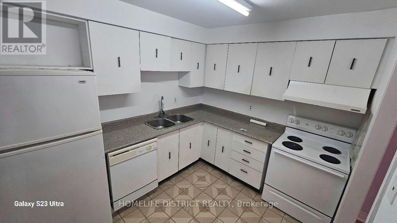 72 Stather Crescent, Markham, ON, L3S 1C4 - 4