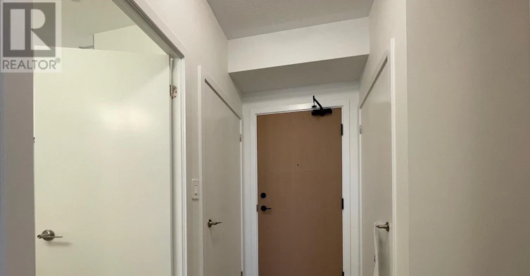611-1440 Clarriage Court, Milton, ON, L9E 1B3 - 2