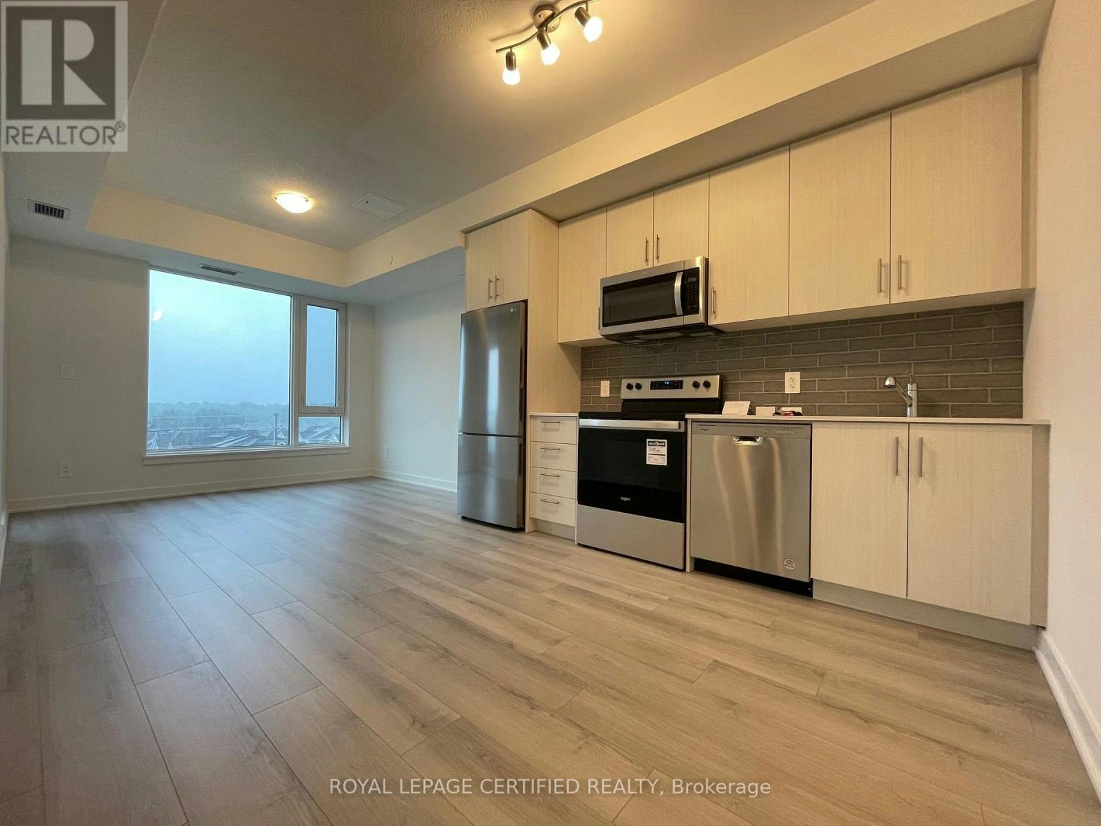 611-1440 Clarriage Court, Milton, ON, L9E 1B3 - 3