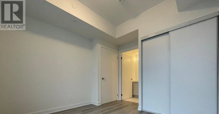 611-1440 Clarriage Court, Milton, ON, L9E 1B3 - 11