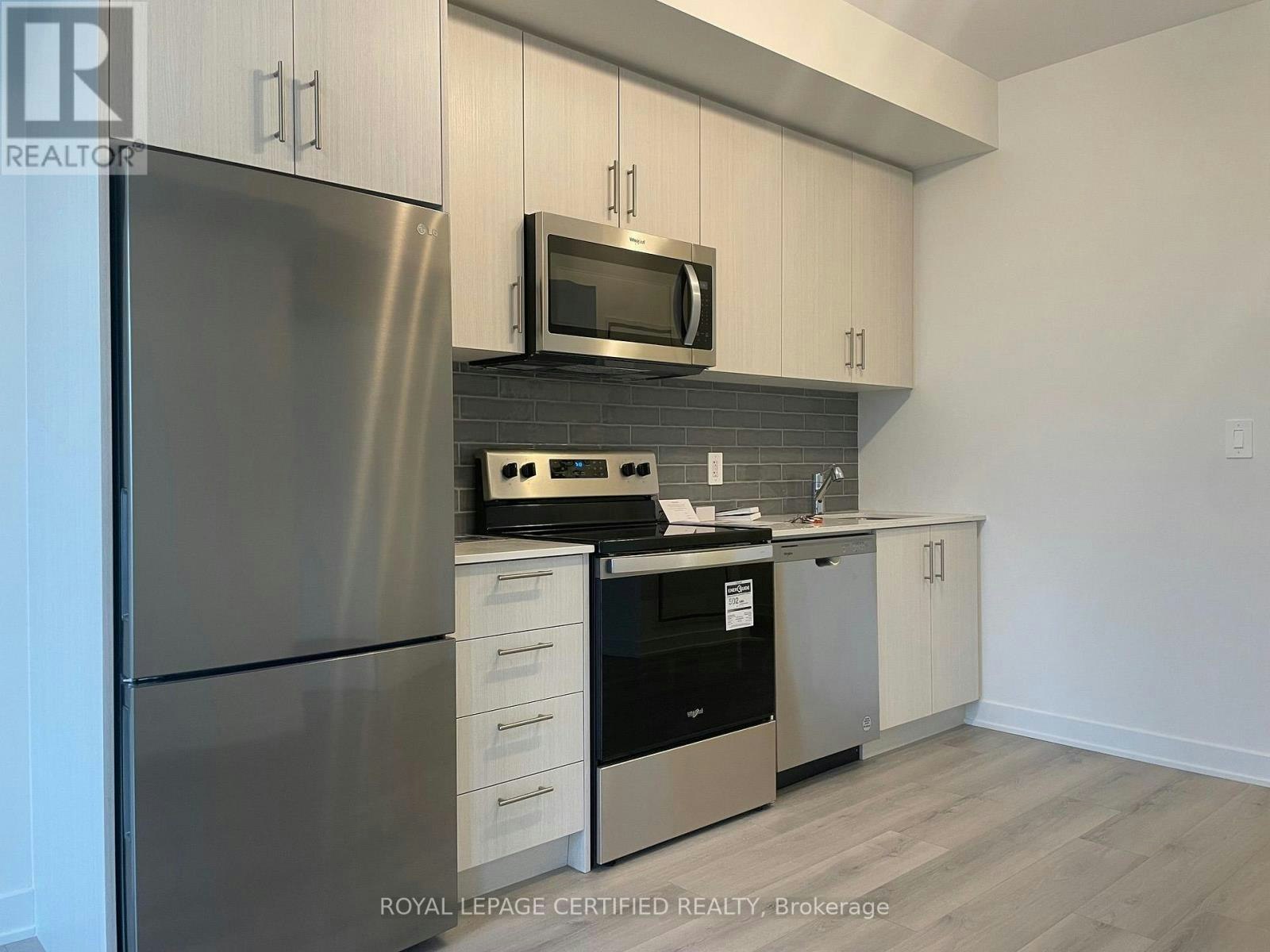 611-1440 Clarriage Court, Milton, ON, L9E 1B3 - 6