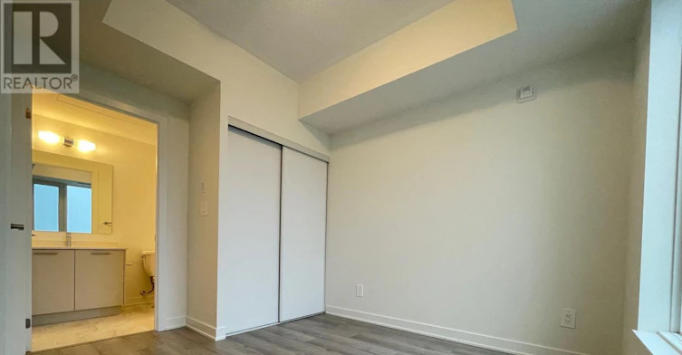 611-1440 Clarriage Court, Milton, ON, L9E 1B3 - 10