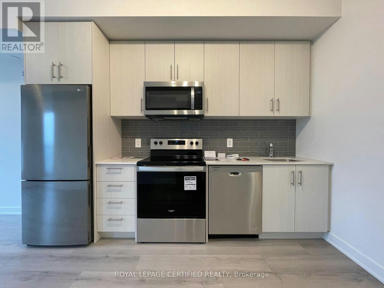 611-1440 Clarriage Court, Milton, ON, L9E 1B3 - 4
