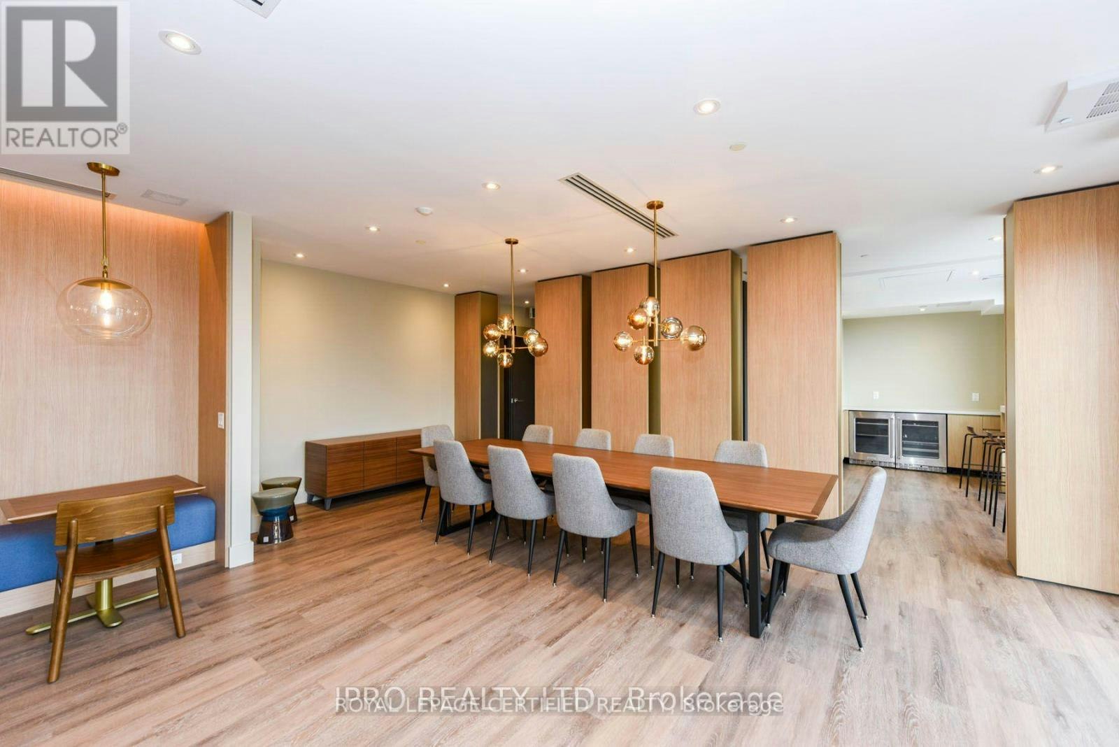 611-1440 Clarriage Court, Milton, ON, L9E 1B3 - 23