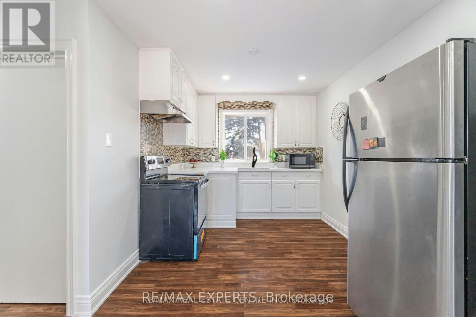 35 Edgemont Drive, Brampton, ON, L6V 1K9 - 13