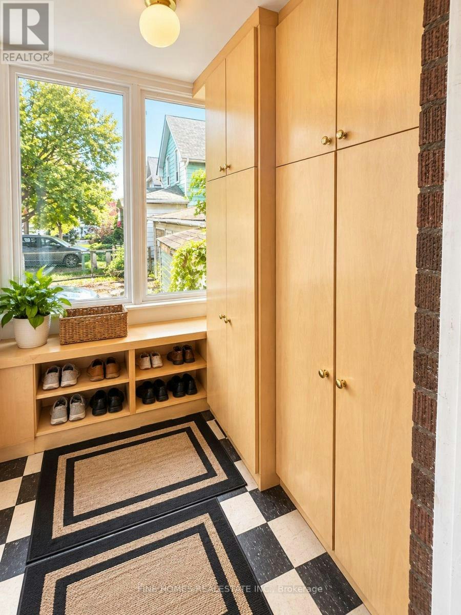 83 Wheatfield Road, Toronto, ON, M8V 1S6 - 8