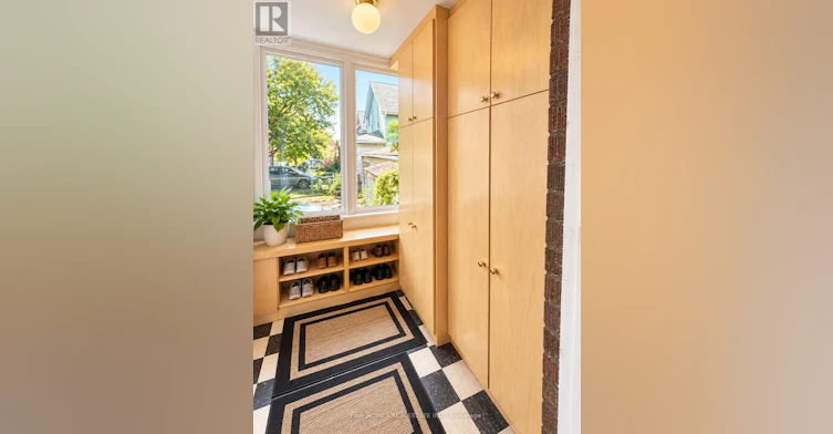 83 Wheatfield Road, Toronto, ON, M8V 1S6 - 8