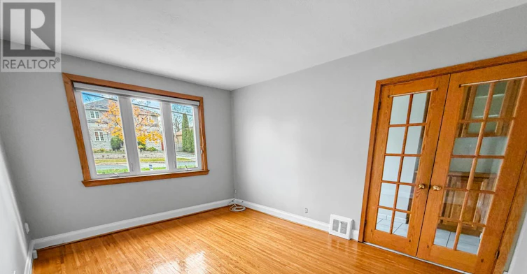 MAIN-376 Rustic Road, Toronto, ON, M6L 1W7 - 7