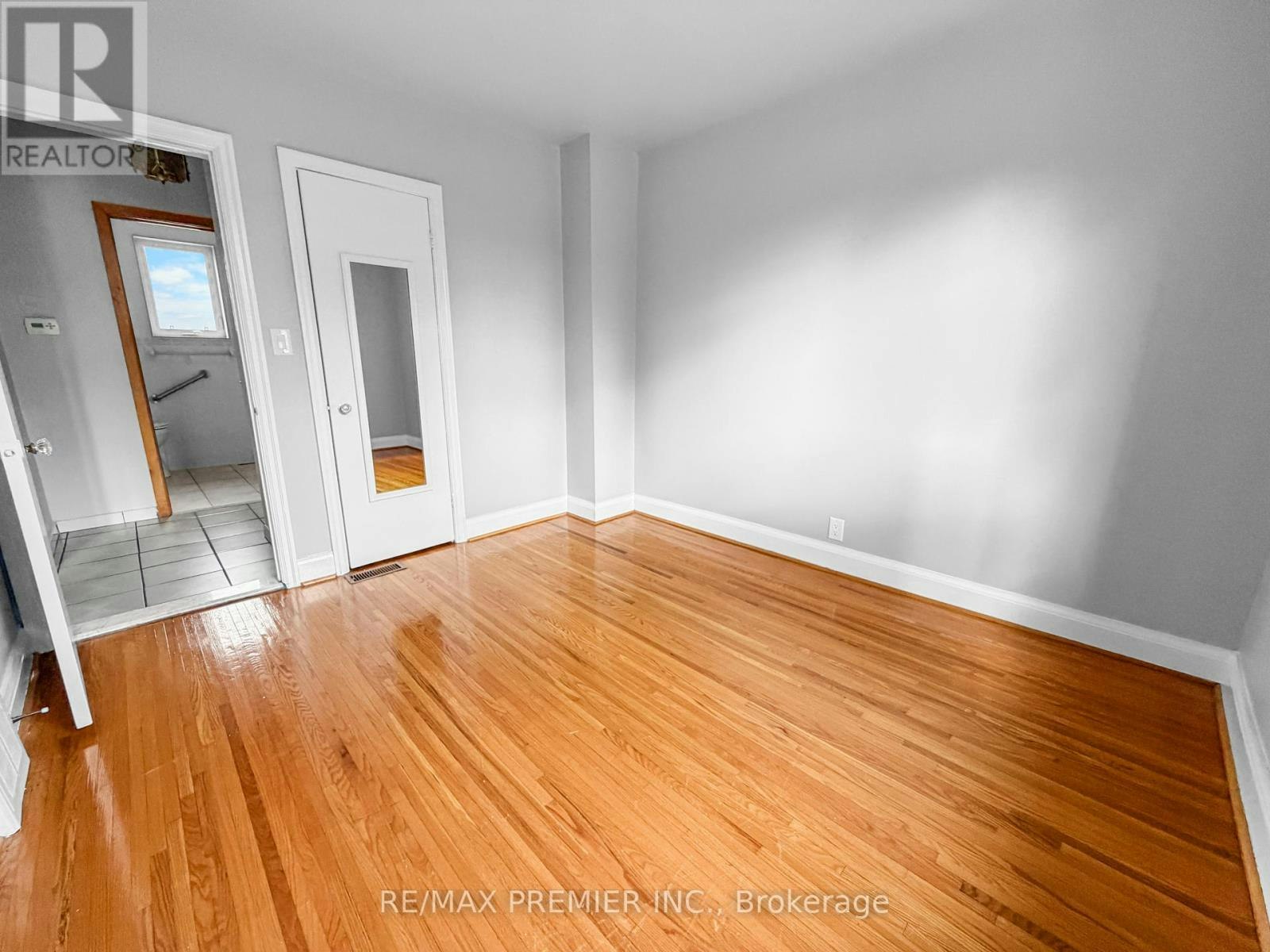 MAIN-376 Rustic Road, Toronto, ON, M6L 1W7 - 16