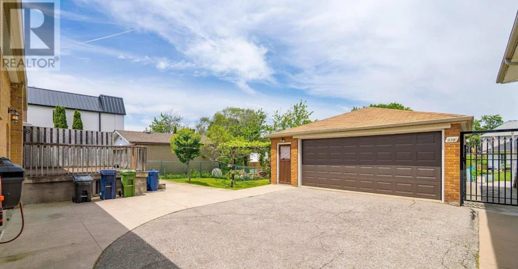MAIN-376 Rustic Road, Toronto, ON, M6L 1W7 - 3