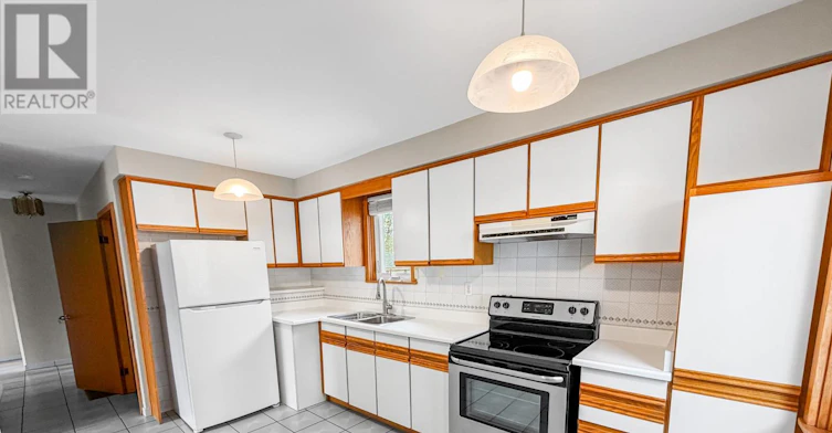 MAIN-376 Rustic Road, Toronto, ON, M6L 1W7 - 8