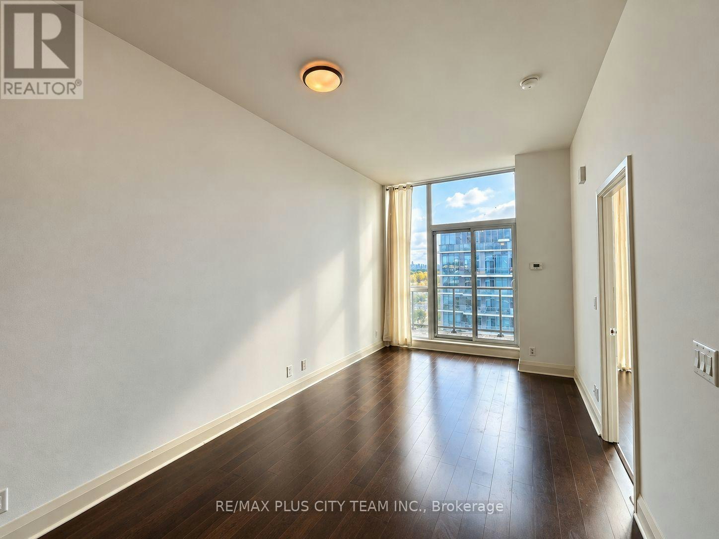 1211-1185 The Queensway, Toronto, ON, M8Z 0C6 - 2