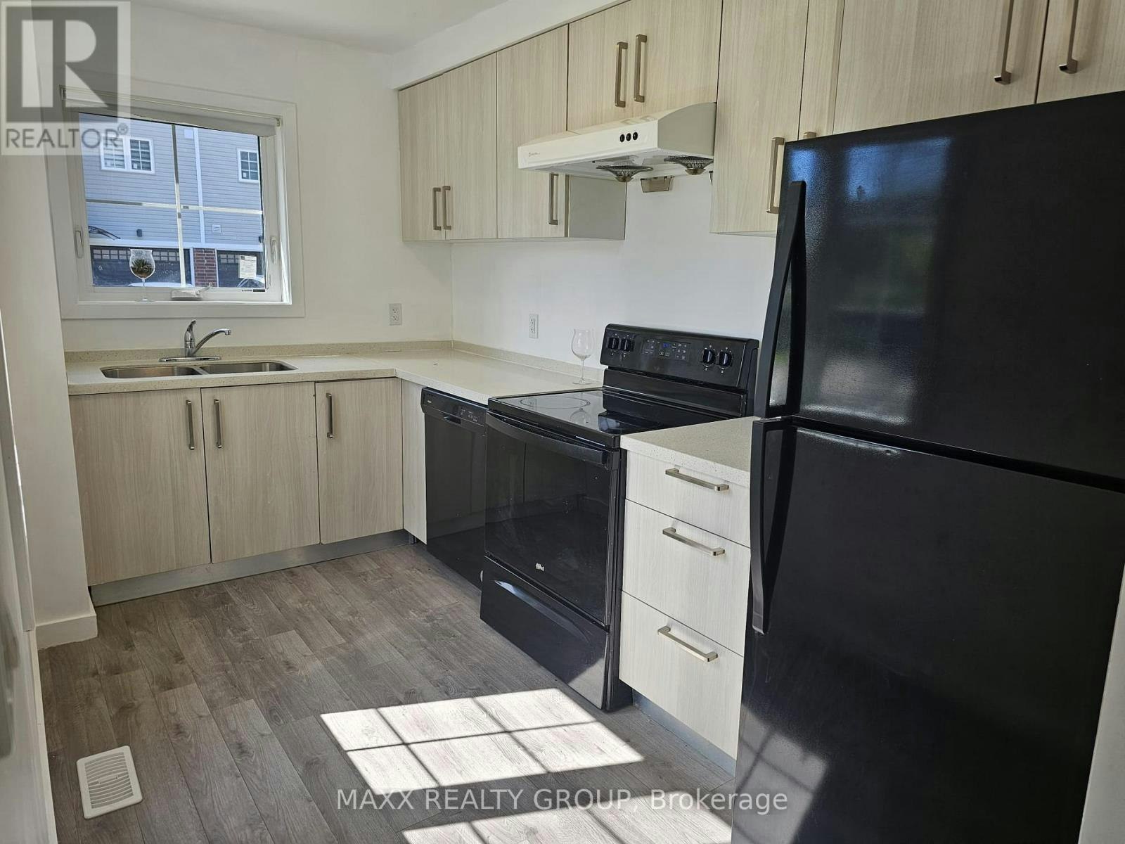 36-122 Highriver Trail, Welland, ON, L3C 0H6 - 9