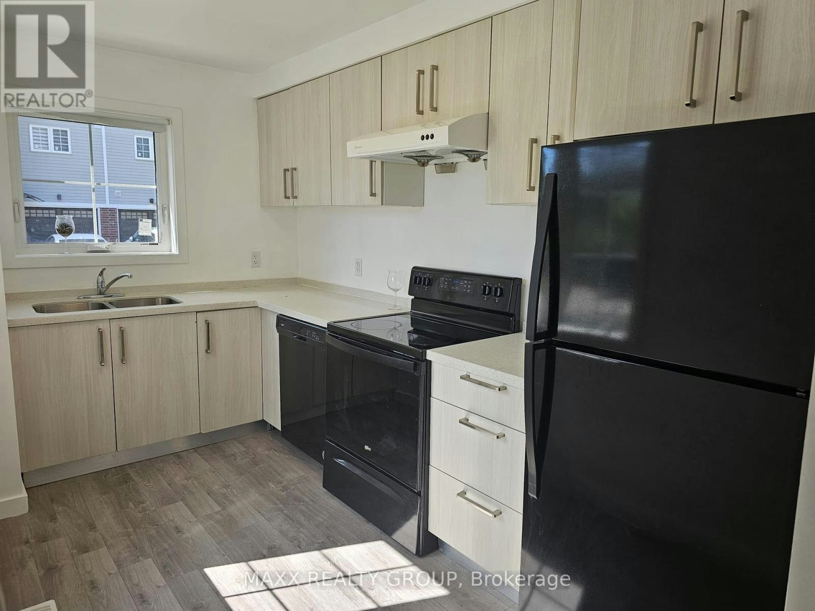 36-122 Highriver Trail, Welland, ON, L3C 0H6 - 12