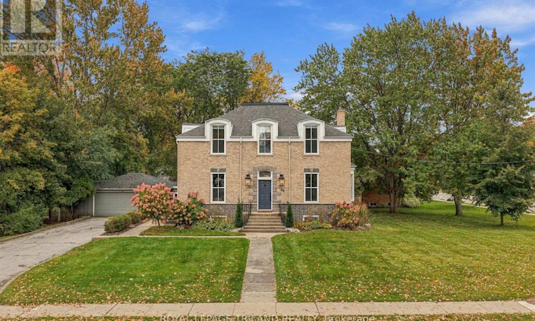 64 South Street W