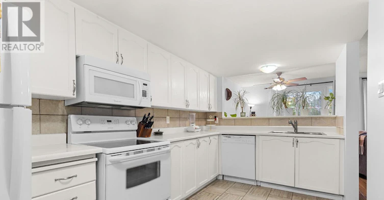605-1589 St Bernard Street, Ottawa, ON, K1T 3H9 - 13