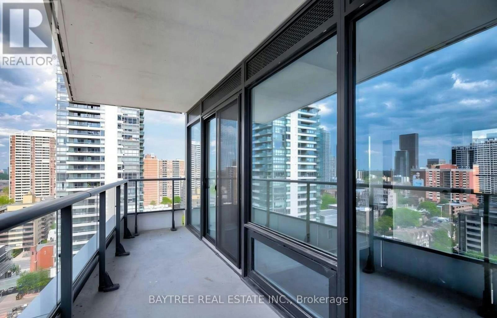 2706-85 Wood Street, Toronto, ON, M4Y 0E8 - 9