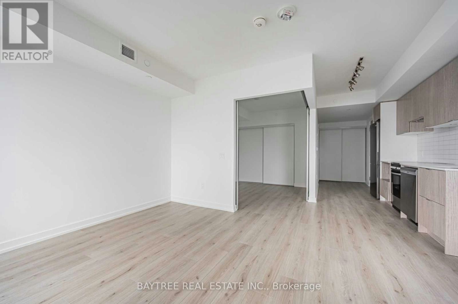 2512-395 Bloor Street E, Toronto, ON, M4W 0B4 - 6
