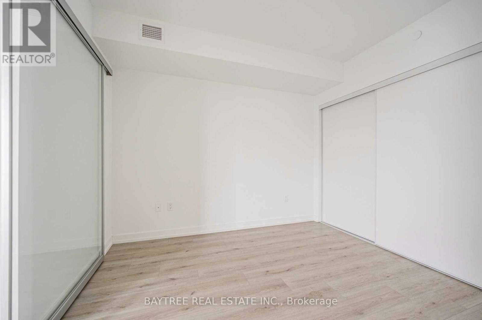 2512-395 Bloor Street E, Toronto, ON, M4W 0B4 - 9
