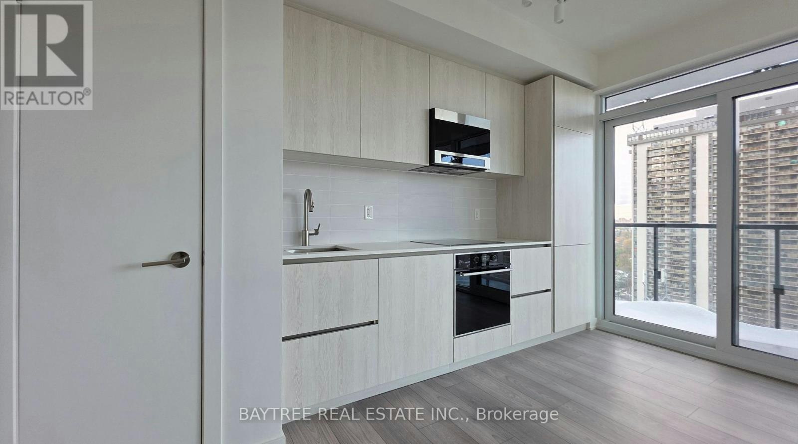 1502-120 Broadway Avenue, Toronto, ON, M4P 0E9 - 2